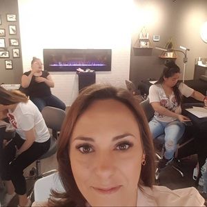 Meet your Posher, Candice